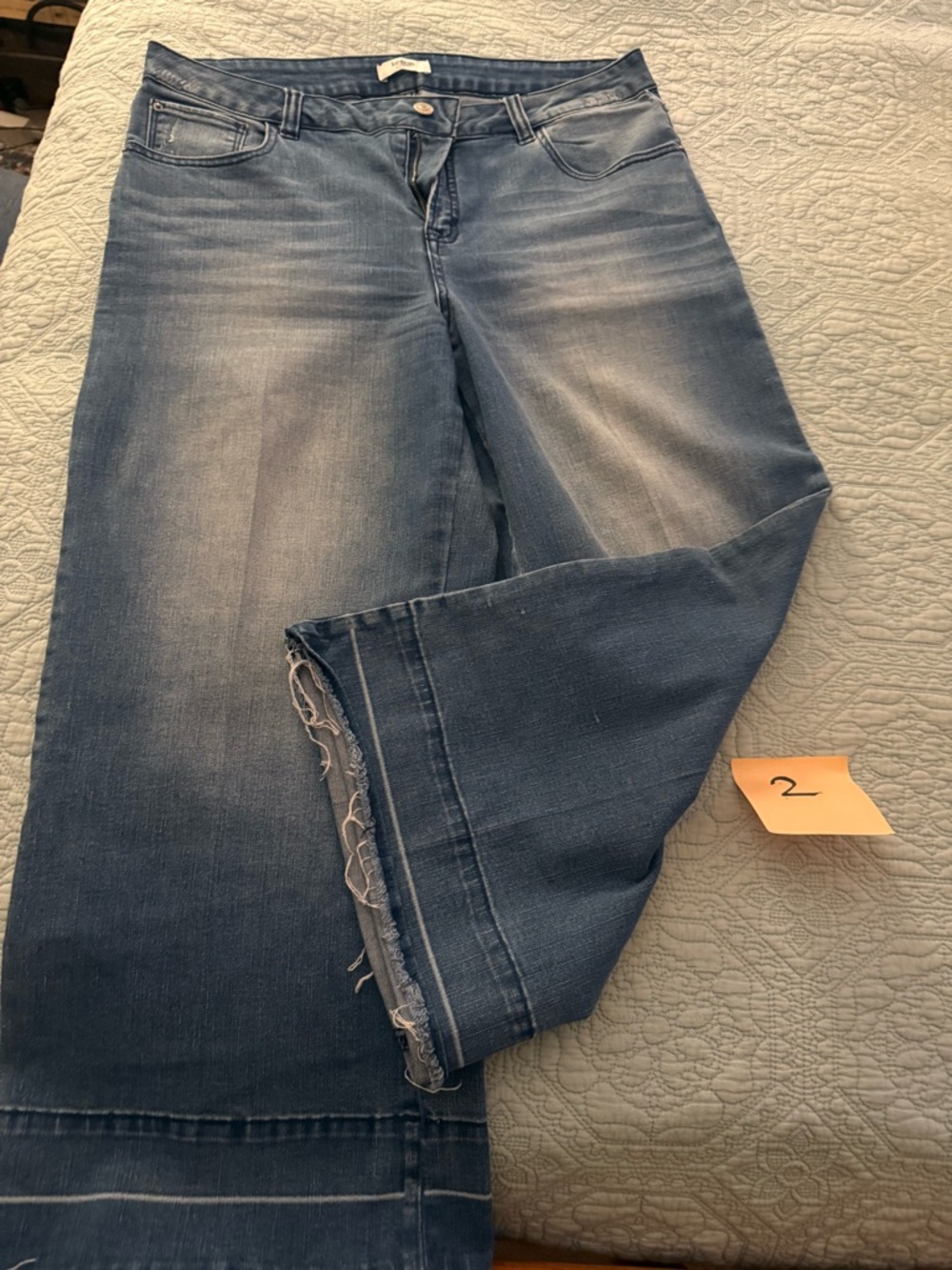 Kensie wide leg ankle, crop jeans